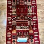 فرش کناره قرمز طرح سنتی